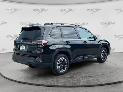 Certified 2026 Subaru Forester Premium w/ Base/Premium Package AWD/4WD image 7