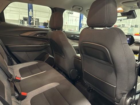 Used 2024 Chevrolet TrailBlazer LS w/ LS Convenience Package image 27