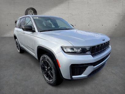 New 2026 Jeep Grand Cherokee Altitude