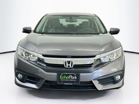 Used 2018 Honda Civic EX-L image 2
