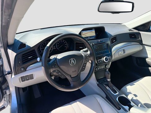Used 2020 Acura ILX Premium Package image 26