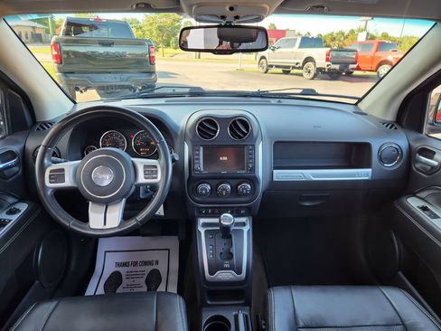 Used 2017 Jeep Compass High Altitude FWD image 16