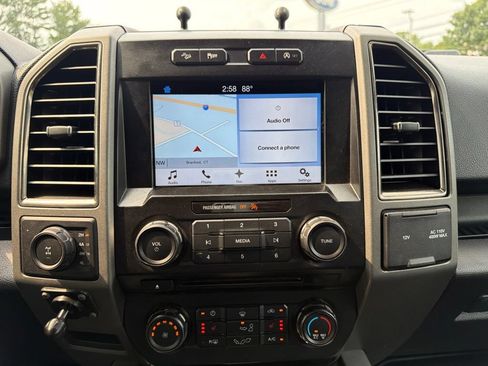 Used 2017 Ford F150 Raptor w/ Equipment Group 801A Mid AWD/4WD image 22