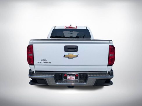 Used 2019 Chevrolet Colorado W/T w/ WT Convenience Package RWD image 4