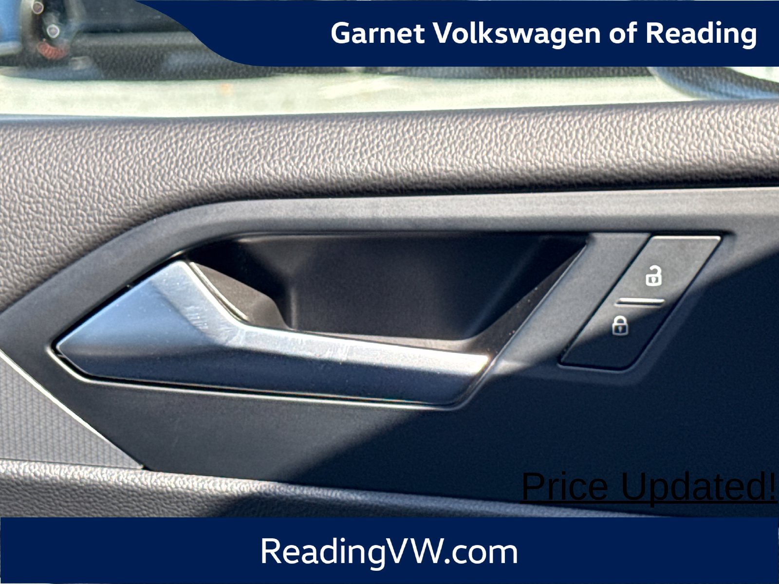 Certified 2025 Volkswagen Jetta SE FWD image 28