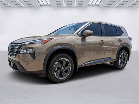 Used 2024 Nissan Rogue SV FWD image 9