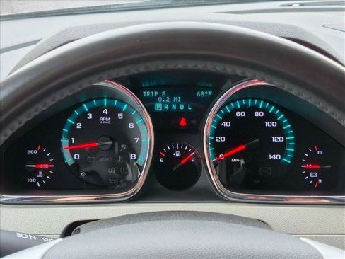 Used 2009 Chevrolet Traverse LTZ FWD image 11