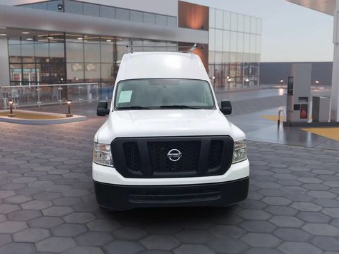 Used 2018 Nissan NV 2500 SV w/ Navigation Package RWD image 10
