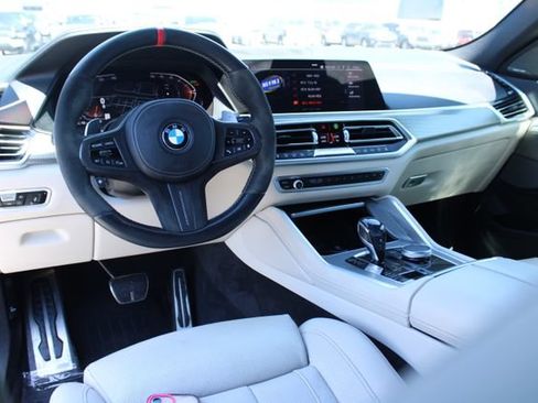 Used 2021 BMW X6 xDrive40i w/ M Sport Package AWD/4WD image 15