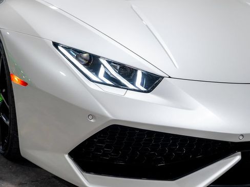 Used 2016 Lamborghini Huracan LP 610-4 AWD/4WD image 12
