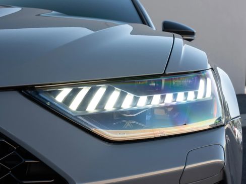 Used 2021 Audi RS 6 image 39