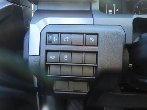 Used 2025 Toyota 4Runner SR5 RWD image 25