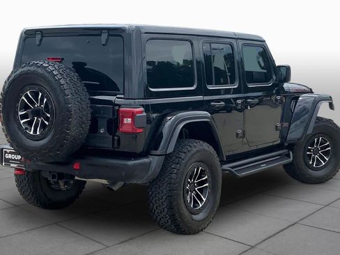 Used 2025 Jeep Wrangler Unlimited Rubicon AWD/4WD image 13