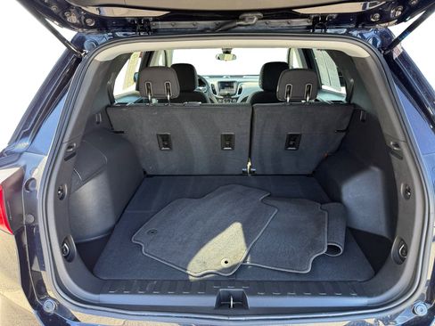 Used 2020 Chevrolet Equinox LS w/ LS Convenience Package FWD image 17