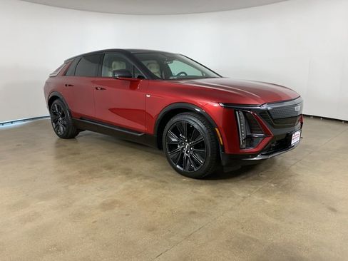 Used 2024 Cadillac Lyriq Sport w/ Nappa Leather Package AWD/4WD image 5