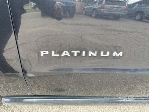 Used 2025 Ford Expedition Max Platinum AWD/4WD image 5