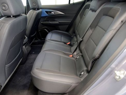 Used 2024 Chevrolet Equinox EV LT image 28