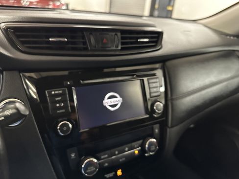 Used 2018 Nissan Rogue SL image 83