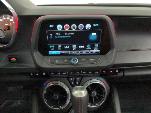 Used 2017 Chevrolet Camaro SS image 30