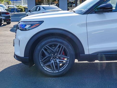 New 2026 Ford Explorer ST w/ Sun And Sound Package AWD/4WD image 9