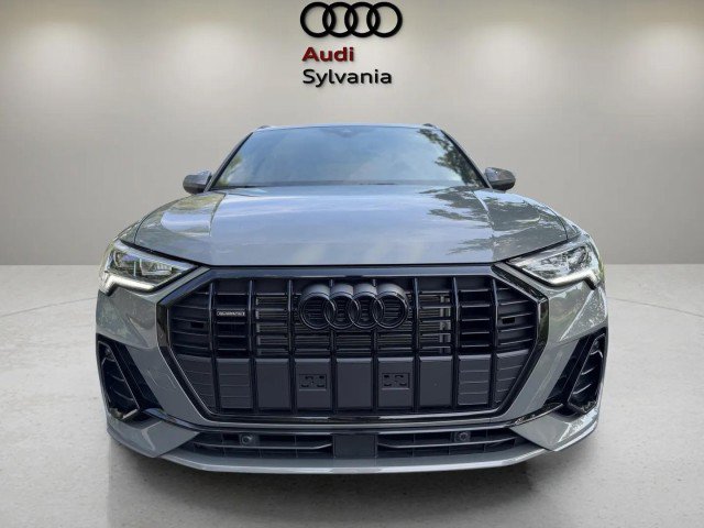 Certified 2025 Audi Q3 2.0T Premium w/ Convenience Package AWD/4WD image 3