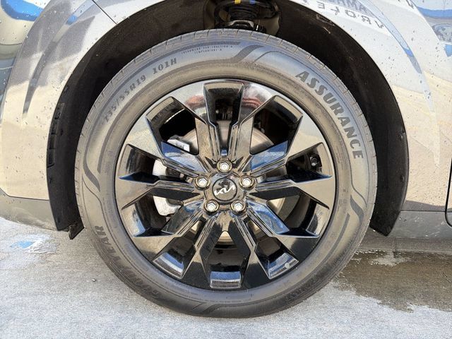 Used 2024 Kia Carnival SX Prestige FWD image 12