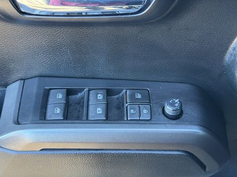 Used 2021 Toyota Tacoma TRD Sport image 19