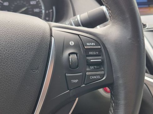 Used 2015 Acura TLX w/ Technology Package FWD image 18
