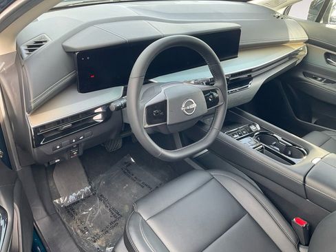 Used 2025 Nissan Murano SL w/ Cargo Package image 17