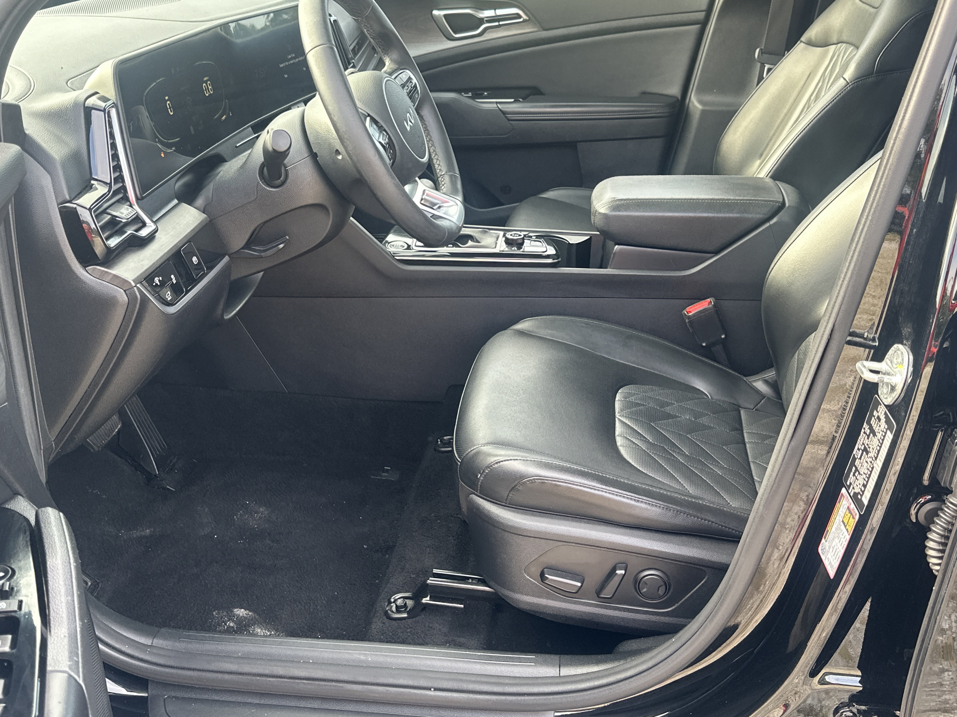 Used 2023 Kia Sportage X-Line w/ X-Line Premium Package AWD/4WD image 9