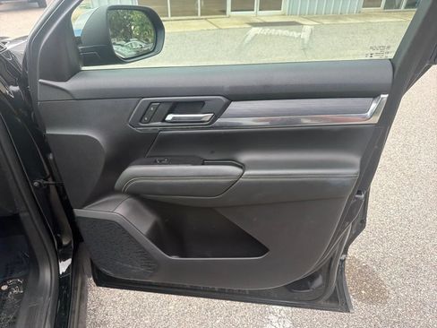 Used 2025 GMC Terrain Elevation FWD image 22