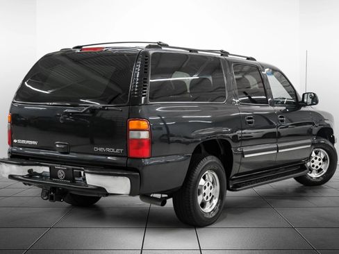 Used 2003 Chevrolet Suburban LT w/ LT Preferred Equipment Group RWD image 8