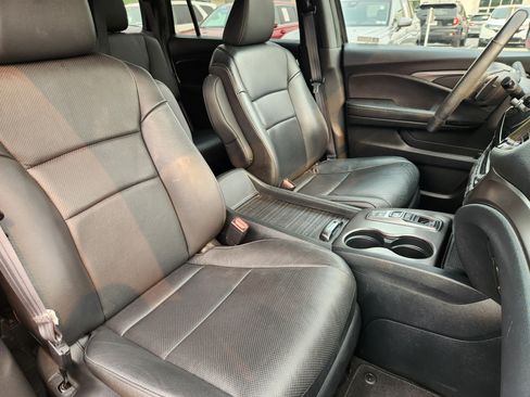 Certified 2023 Honda Passport EX-L image 14