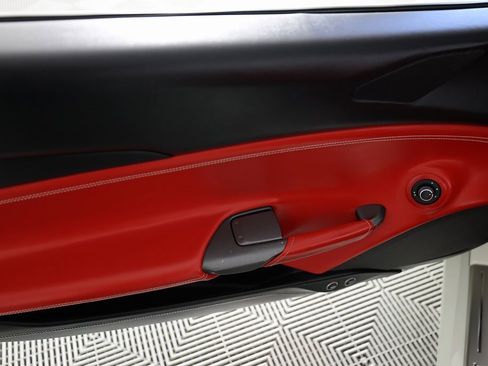 Used 2017 Ferrari 488 Spider image 20