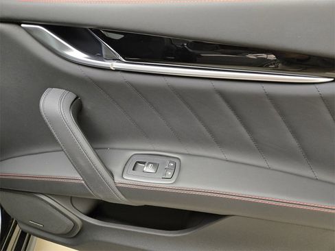 New 2024 Maserati Ghibli Modena Ultima Q4 image 27