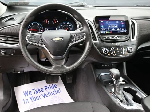 Used 2023 Chevrolet Malibu LT image 31