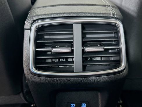 New 2026 Genesis G70 2.5T Prestige image 18