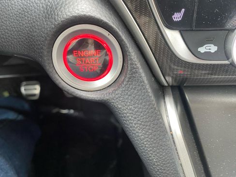 Used 2018 Honda Accord Sport image 20