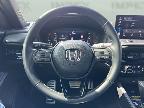 Used 2025 Honda Accord Sport image 16