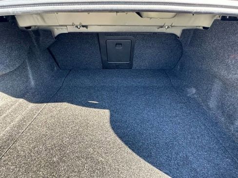 Used 2024 Volvo S60 B5 Plus image 10