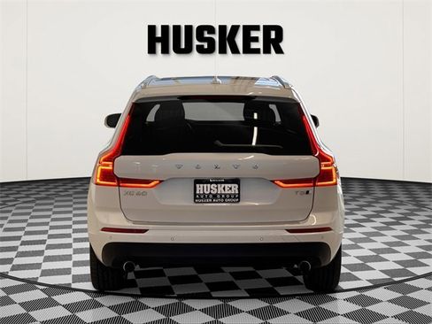 Used 2021 Volvo XC60 T5 Momentum w/ Premium Package image 6