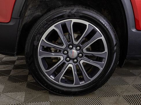 Used 2019 GMC Acadia SLT image 55