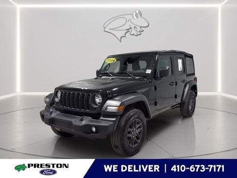 Used 2024 Jeep Wrangler Unlimited Sport AWD/4WD image 1