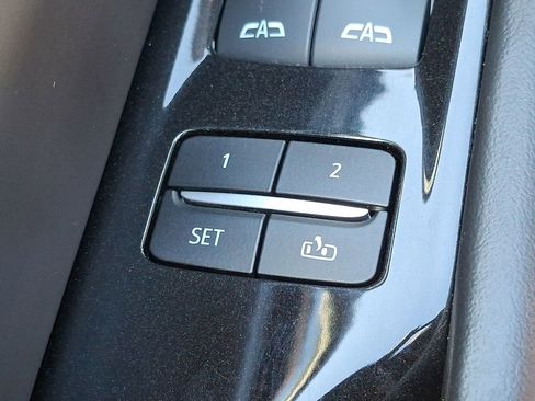 Used 2022 Cadillac Escalade ESV Sport Platinum image 31