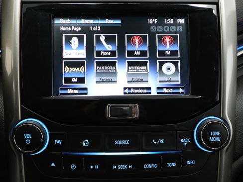 Used 2016 Chevrolet Malibu LT w/ Power Convenience Package image 5