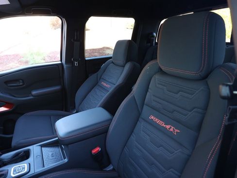 New 2026 Nissan Frontier PRO-4X w/ Pro-4x Convenience Package image 15