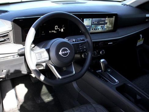 New 2025 Nissan Kicks SV w/ Interior Electronics Package image 11
