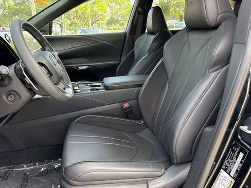 Used 2024 Lexus RX 500h F Sport w/ Cold Area Package AWD/4WD image 11
