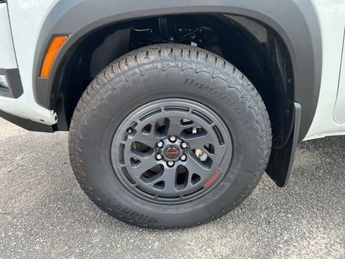 New 2025 Nissan Frontier PRO-4X image 15