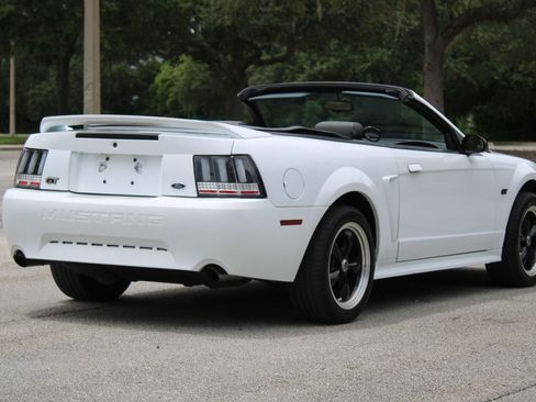 Used 2000 Ford Mustang GT RWD image 18